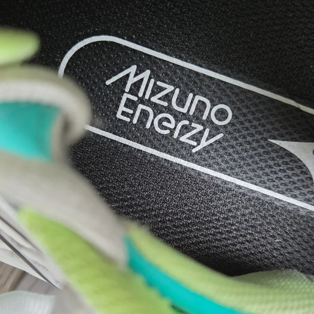 Mizuno Wave Running Shoes Womens 6.5 White‎ Green Teal Athletic Trainer